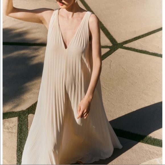 Reformation Rafina dress - Picture 4 of 13